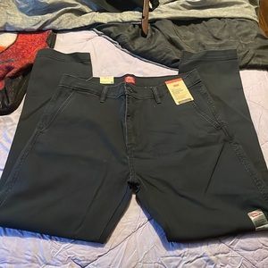 33X32 Levi’s